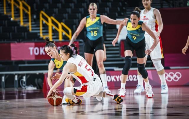 体育APP-关键6罚全中+完美边线球！女篮强擒袋鼠锁定八强！